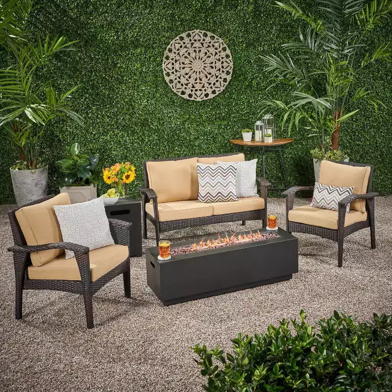 GDFStudio Houlihan salon de jardin 4 places en osier avec brasero