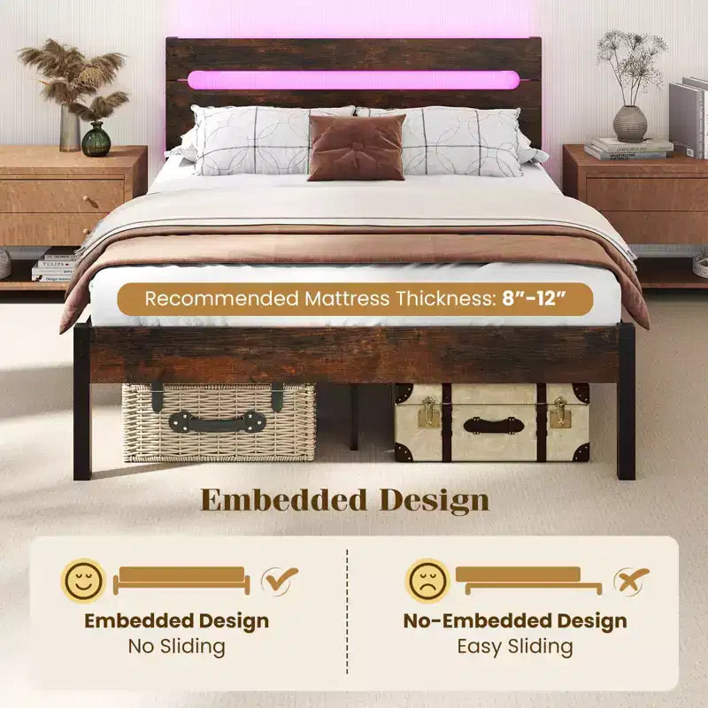 Cadre de lit double avec station de recharge intégrée, éclairage LED RVB, base de matelas robuste, marron rustique + noir / noyer + noir