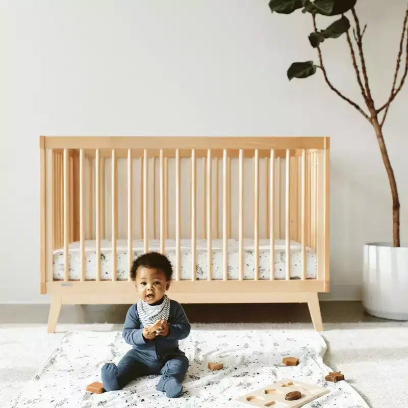 Lit de bébé convertible 3-en-1, en hêtre européen massif, certifié GREENGUARD Gold, fabriqué en Italie