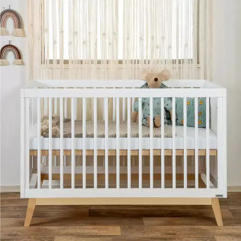 Lit de bébé convertible 3-en-1, en hêtre européen massif, certifié GREENGUARD Gold, fabriqué en Italie