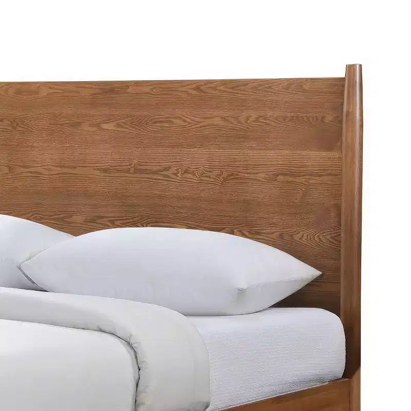 HOMES: Inside + Out Ensemble de chambre 3 pièces Mid-Century Modern Riverstone avec 2 tables de chevet Noyer